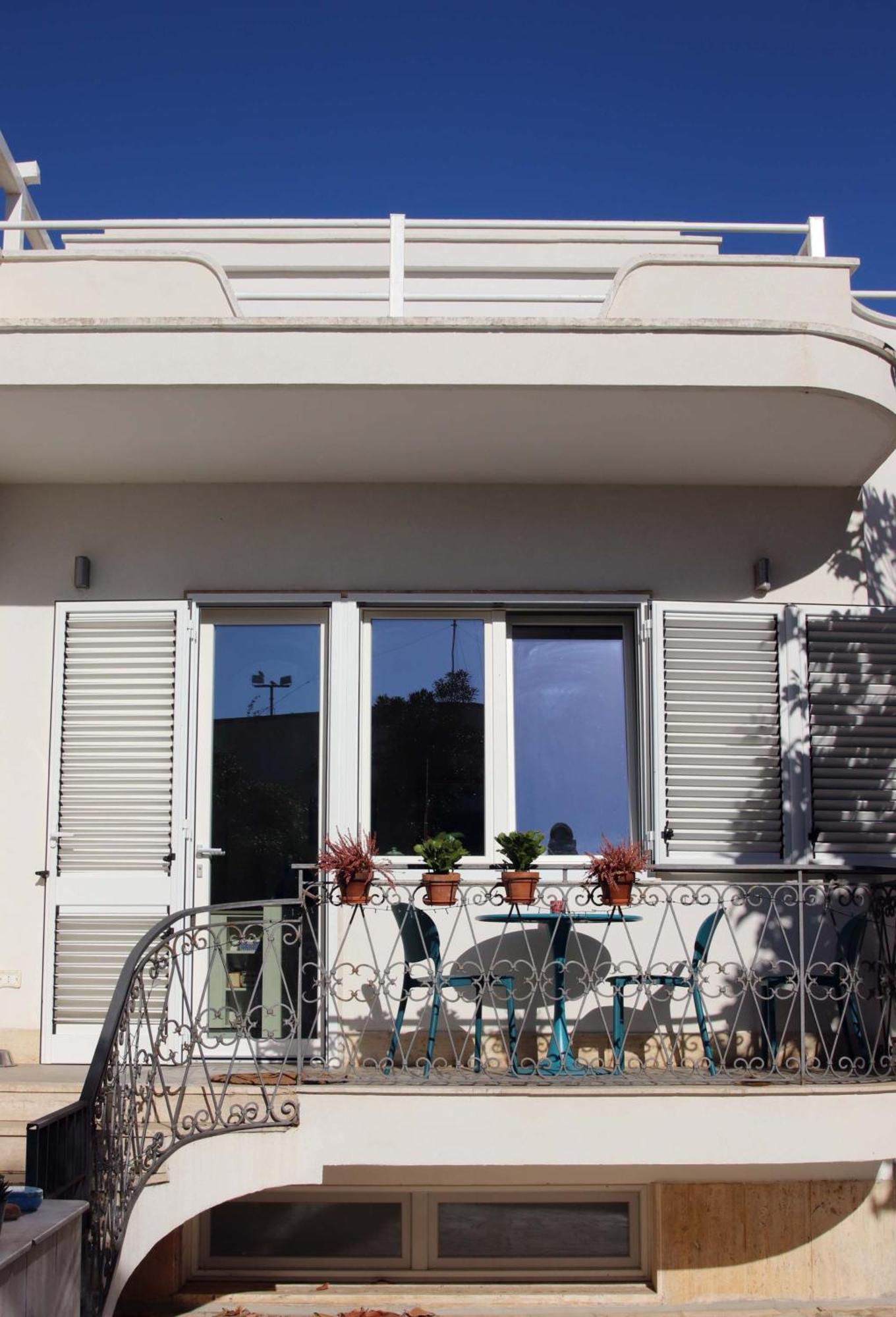 Flowing House Brindisi Exterior photo